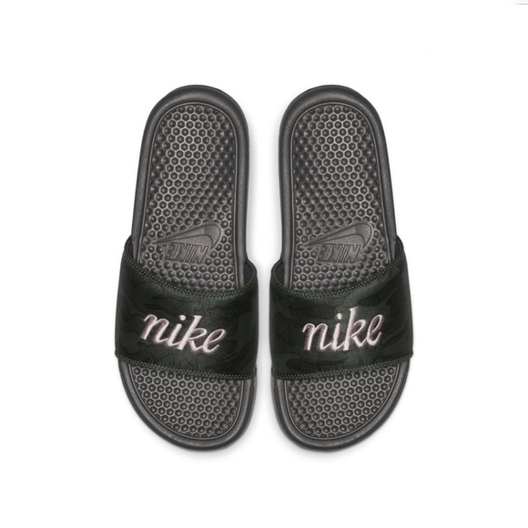 nike benassi camo